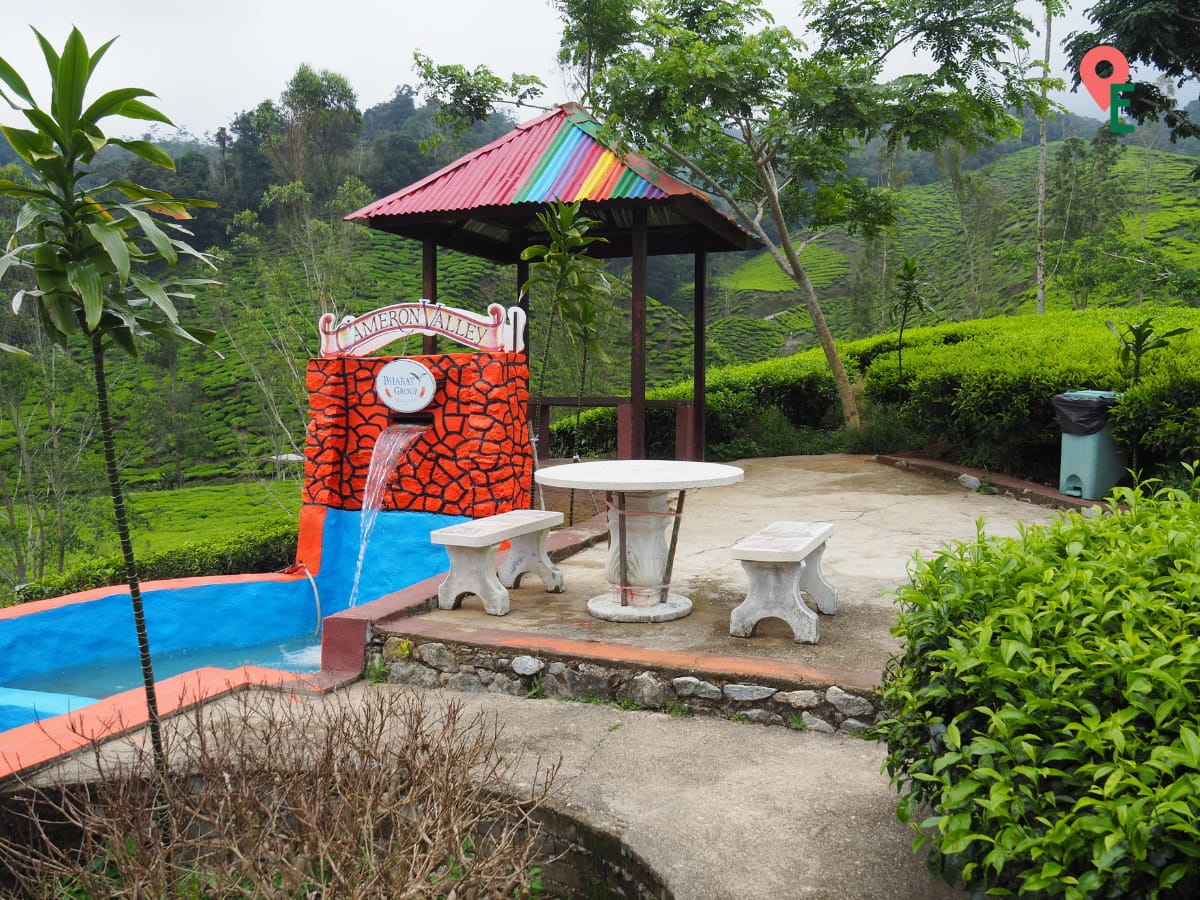 Fountain And Benches At The Top of Kuala Terla Plantation