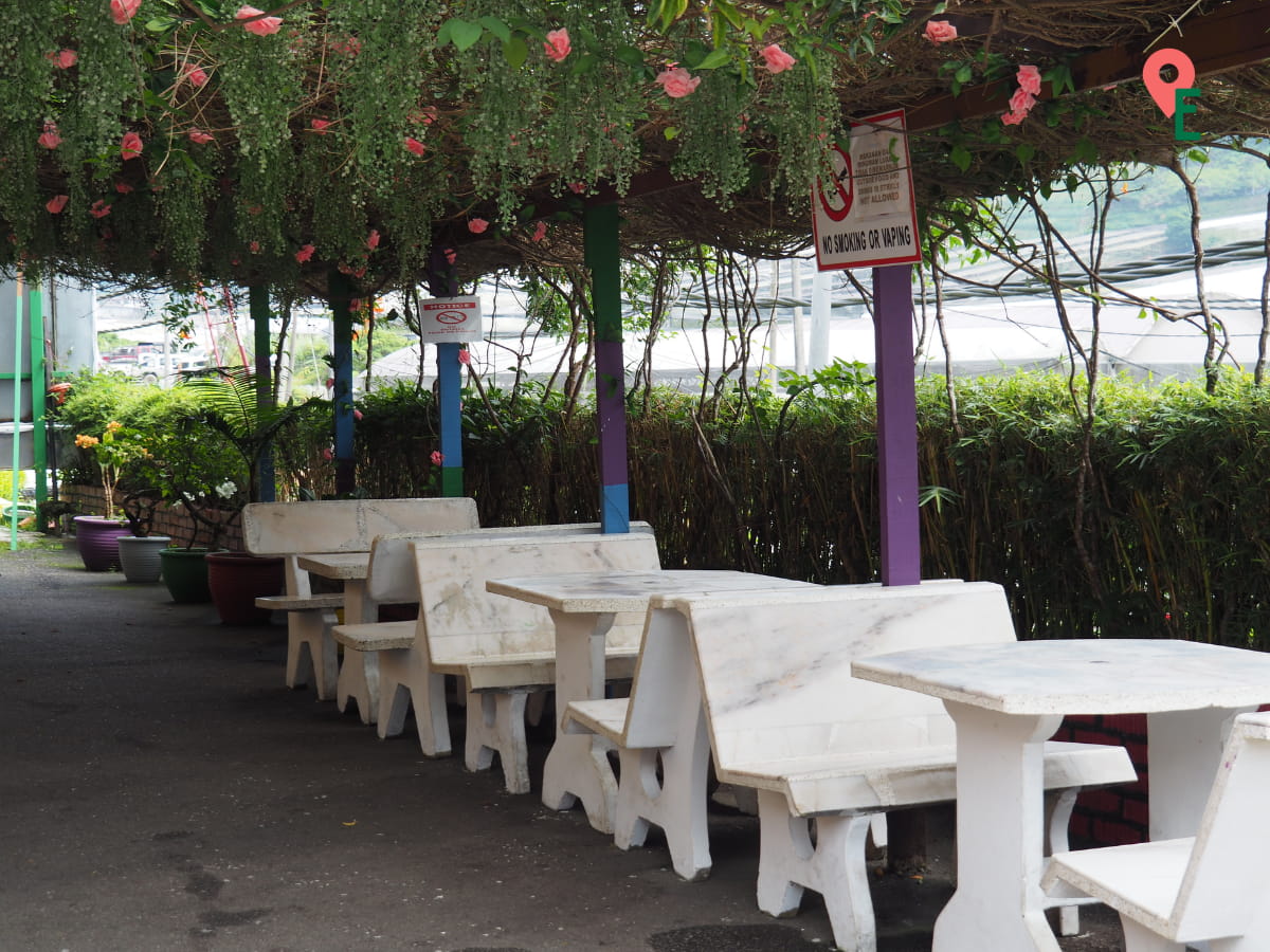 Outdoor Seating Beside Cameron Valley Tea House 3