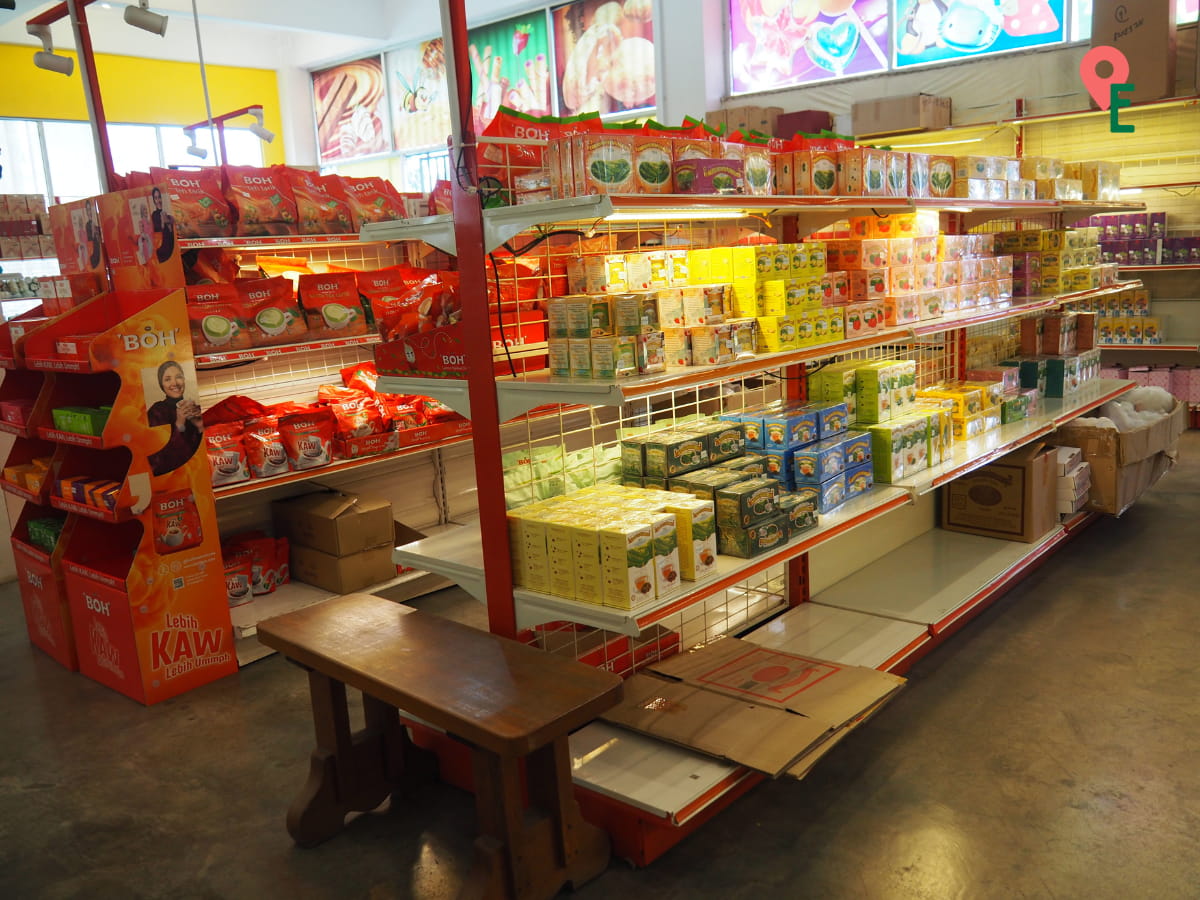 Shelves Of Tea For Sale At Ee Feng Gu Bee Farm